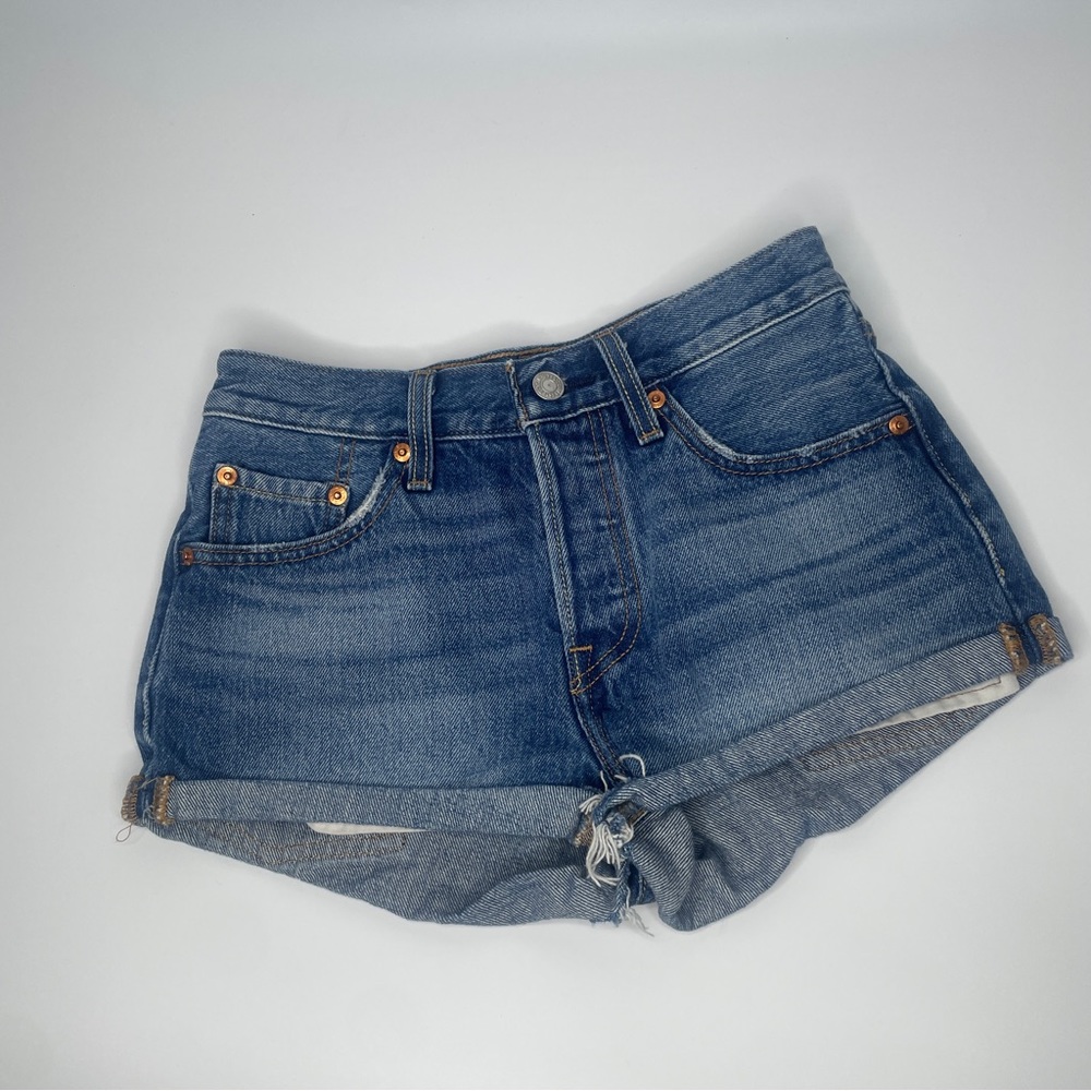 Levi’s Premium 501 Short Womens 24 Jean Shorts Denim Button Fly Shorts
